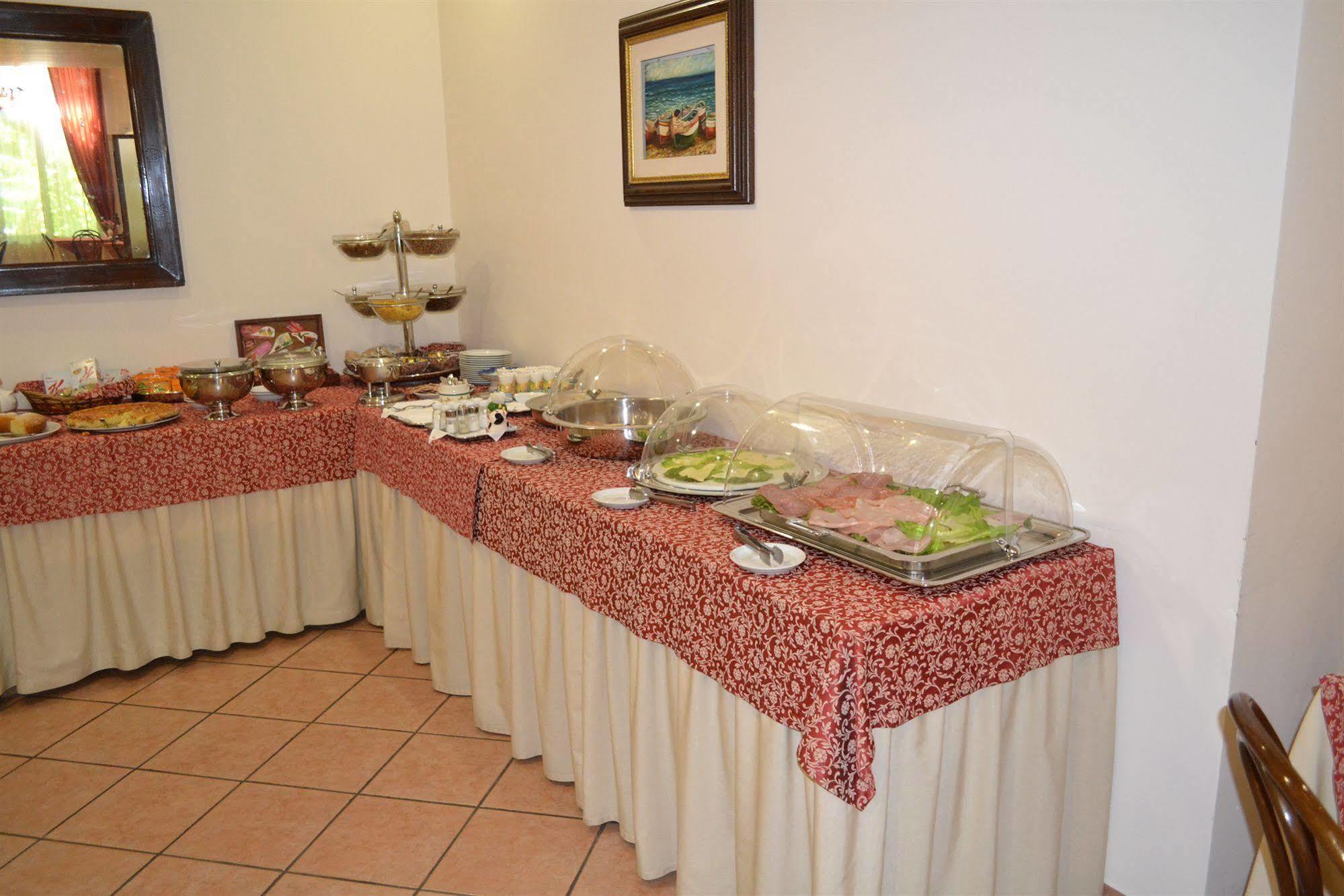 Hotel Mediterraneo 3*