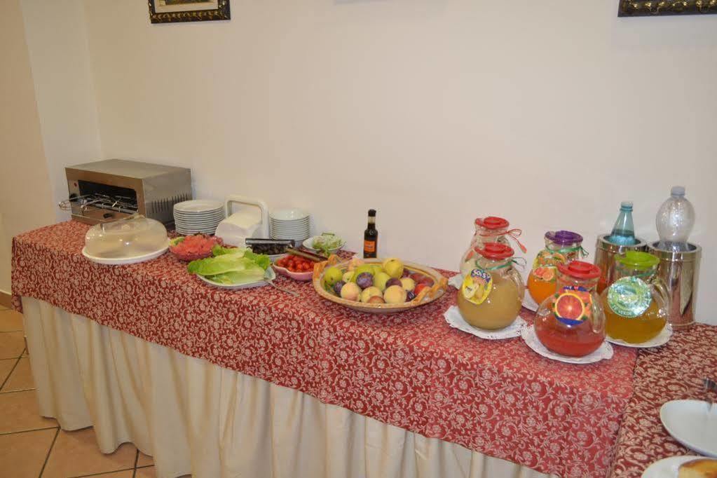 Mediterraneo Hotel 3*